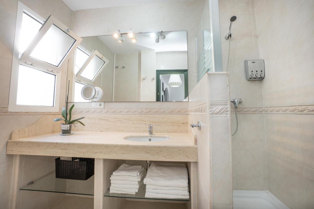 M&G Acqua Private Pool Apartment Нерха Екстериор снимка